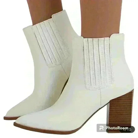 -Women's White ankle boot LIMITED TIME OFFER - Picture 3 of 3